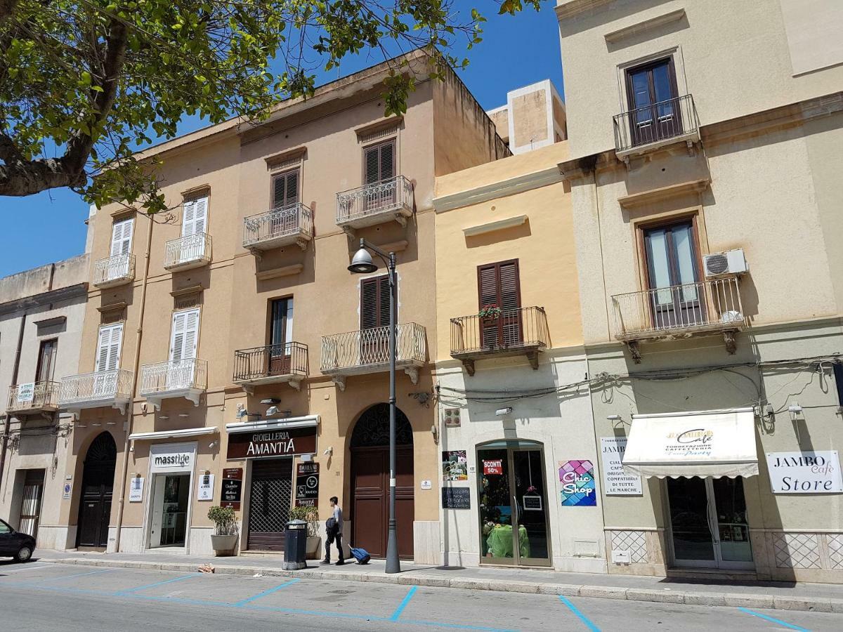 Nomapartments Il Viaggiatore Trapani Kültér fotó